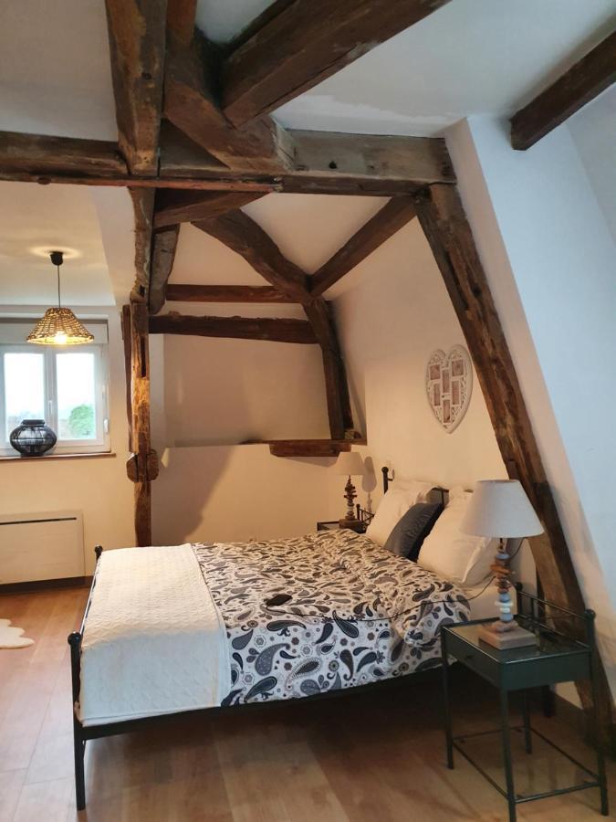 Au Petit Paradis Sainte-Gauburge-Sainte-Colombe ภายนอก รูปภาพ