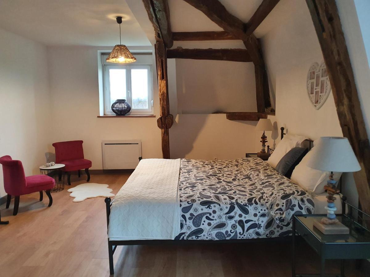 Au Petit Paradis Sainte-Gauburge-Sainte-Colombe ภายนอก รูปภาพ